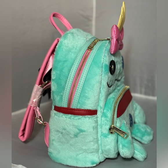 LE LOUNGEFLY Lilo & Stitch Scrump Plush Cosplay Mini Backpack - Picture 3 of 11